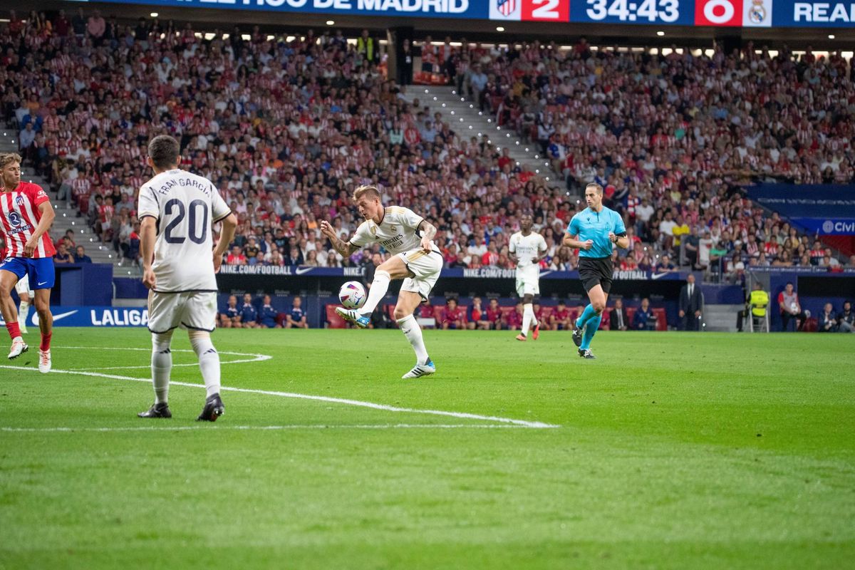 ريال مدريد في مواجهة قوية أمام نابولي بدوري أبطال أوروبا 