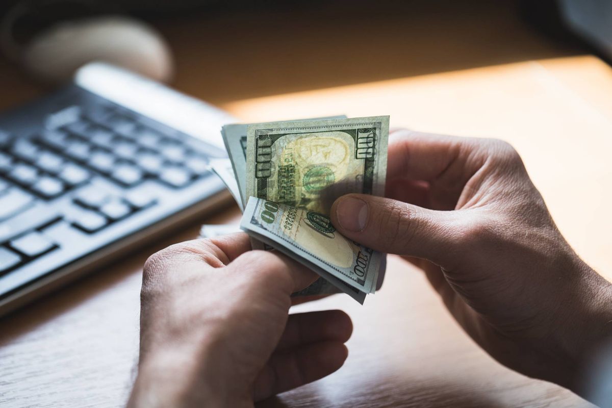 سعر صرف الدولار،يصل الى 3.41 شيكل، بعد أن سجل صباح اليوم 3.39