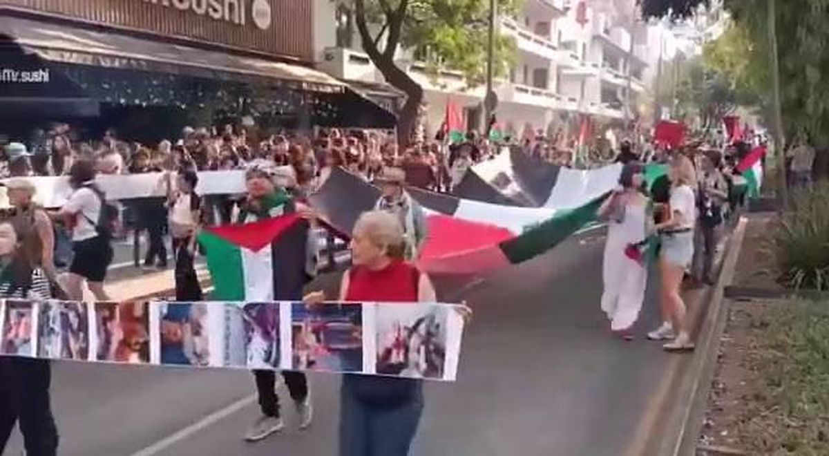 مظاهرة في المكسيك أمام سفارة إسرائيل احتجاجا على هجوم رفح