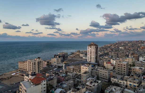 تحذيرات من "أهداف خفية" وراء إنشاء ميناء في غزة