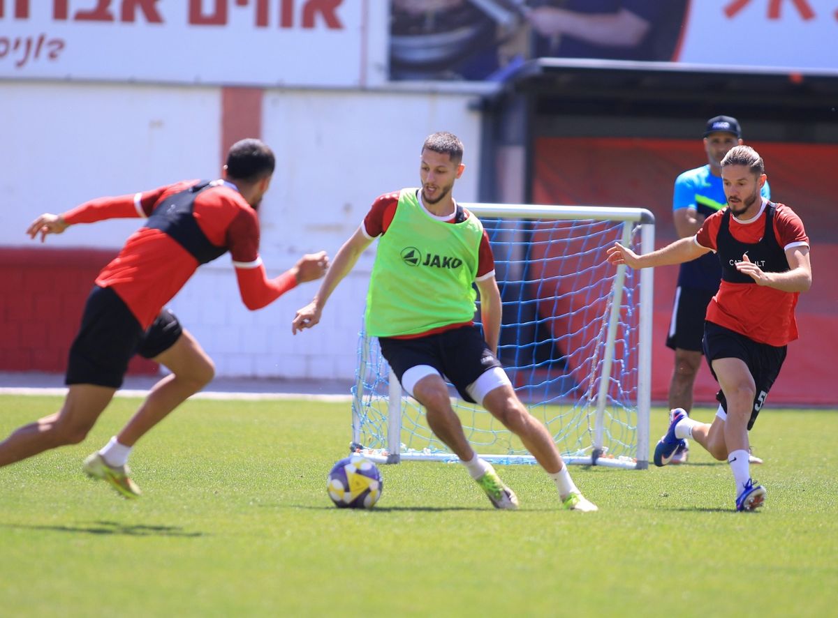 الصورة من الحساب الرسمي لأبناء سخنين عبر فيسبوك - Bnei Sakhnin F.C