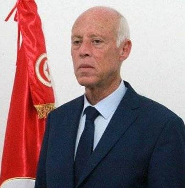 في تعديل وزاري مفاجئ رئيس تونس يقيل وزيري الداخلية والشؤون الاجتماعية
