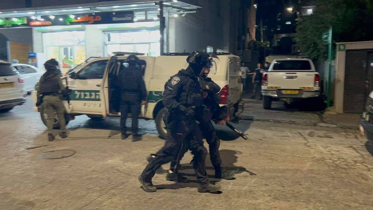 قمع مسيرة منددة بالحرب على غزة في أم الفحم 