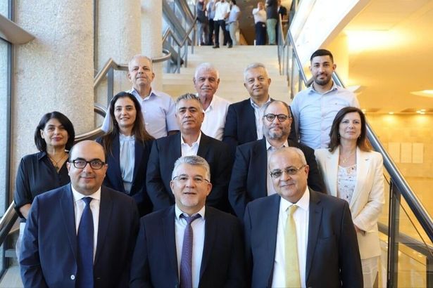 القائمة المشتركة تقدّم قائمتها لانتخابات الكنيست الـ26 - تستخدم الصورة بموجب بند 27 أ لقانون الحقوق الأدبية لسنة 2007