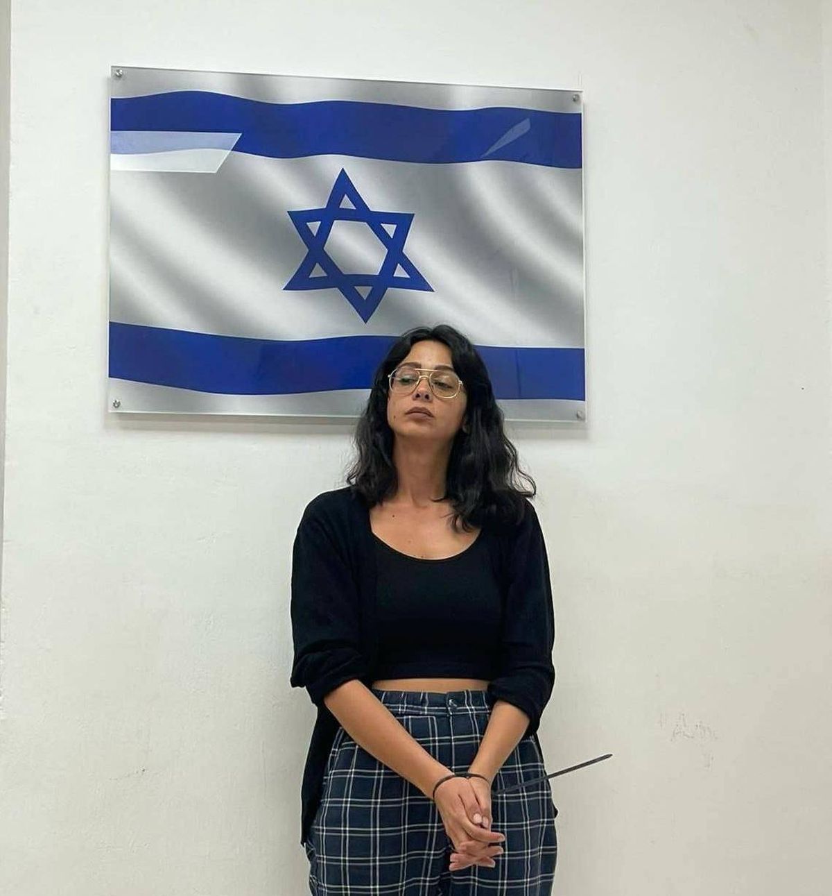 الإفراج عن الفنانة ميساء عبد الهادي، بشروط مقيدة وإحالتها إلى الحبس المنزلي