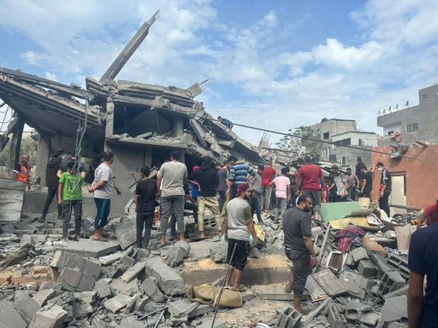 في اليوم ال41 للحرب،  ارتقاء 11 ألف و 320 فلسطينيا واقتحام الشفاء مستمر