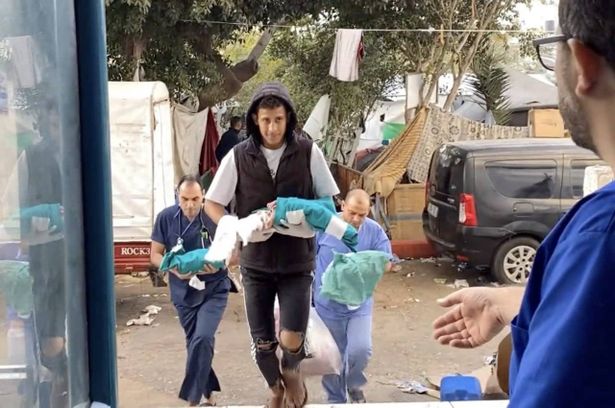 ارتقاء 3 أطفال خدج في مشفى كمال عدوان
