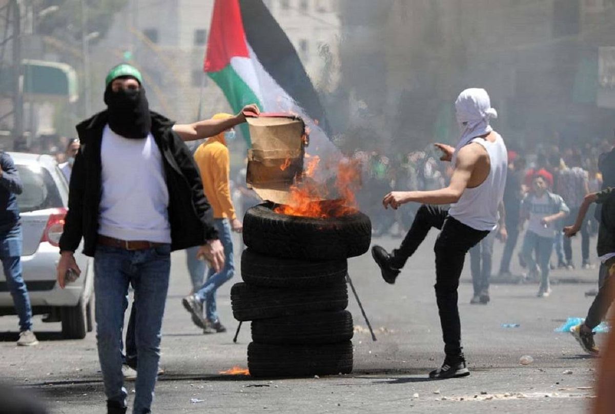نابلس| إصاباتين بالرصاص المعدني وحالات اختناق بالغاز المسيل للدموع خلال مواجهات مع الجيش الاسرائيلي