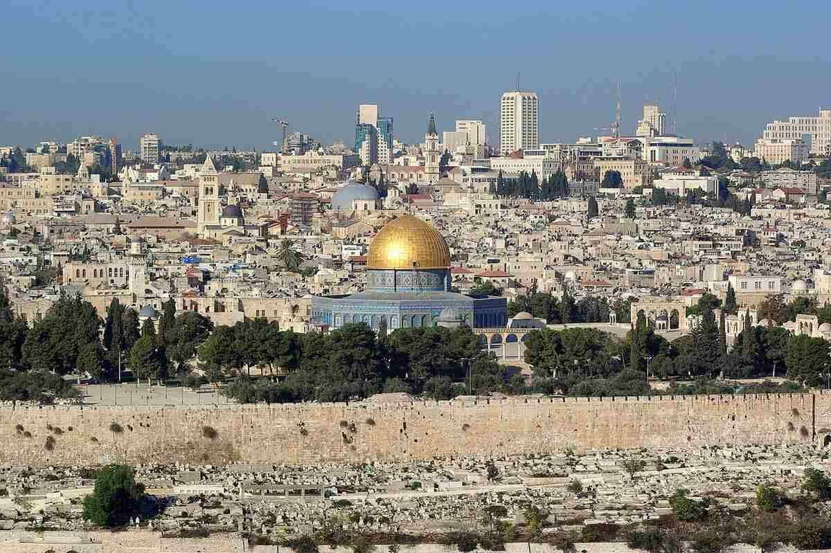 مخطط "إي 1".. هل تضع إسرائيل القشة الأخيرة التي تدمر حل الدولتين؟