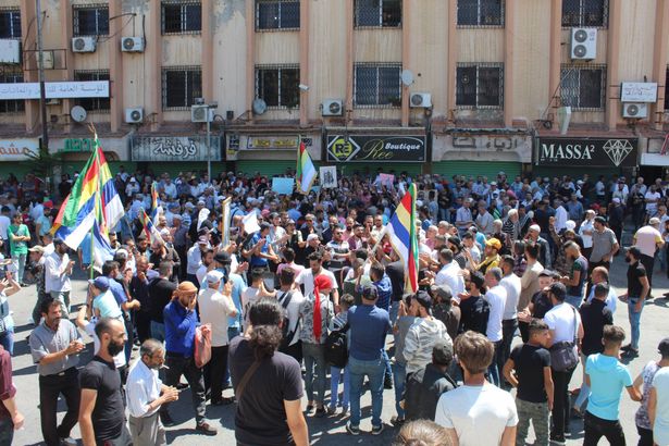انتفاضة السويداء تدخل يومها الـ46 والنظام السوري يكثف هجماته 