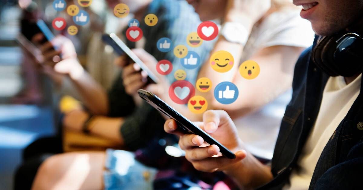 منصات التواصل الجتماعي 