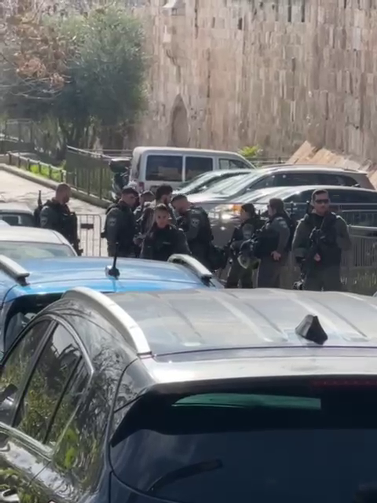 للجمعة ال21.. القوات الإسرائيلية تتعدى على المصلين وتمنعهم من الوصول للأقصى