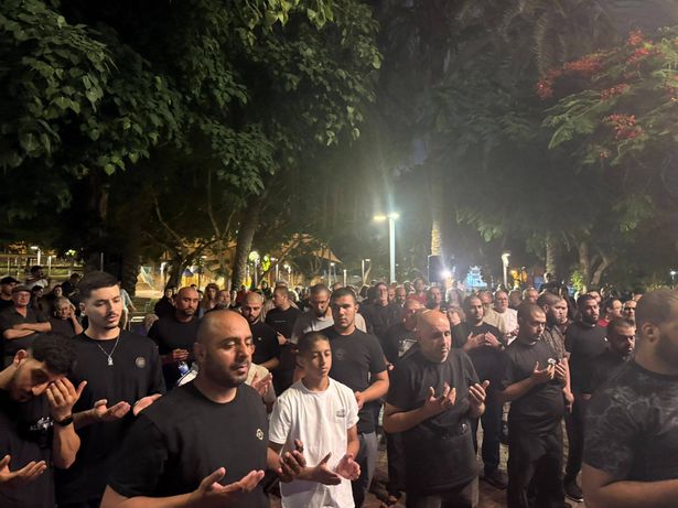 من الوقفة الاحتجاجية في يافا - تصوير مراسل الشمس ينال جبارين
