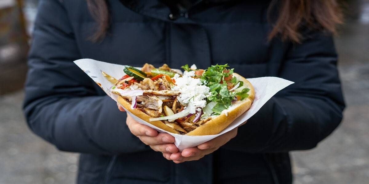 سعره وصل 10 يورو.. مطالب بدعم "الكباب" في ألمانيا