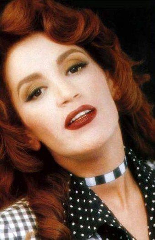 بعد 18 عامًا على وفاتها: هل سمعت جديد الفنانة ذكرى؟!