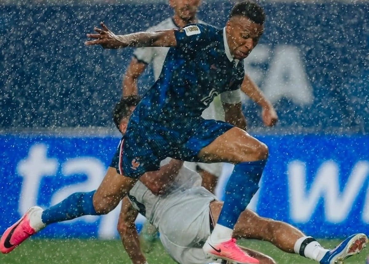 فرنسا والعراق - الصورة من حساب منتخب فرنسا على اكس - @equipedefrance