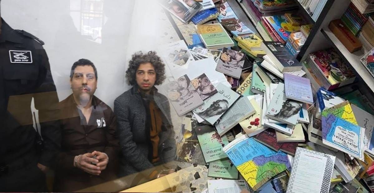 "وضعوا الكتب في أكياس قمامة".. صاحب مكتبة القدس يروي كواليس اعتقاله