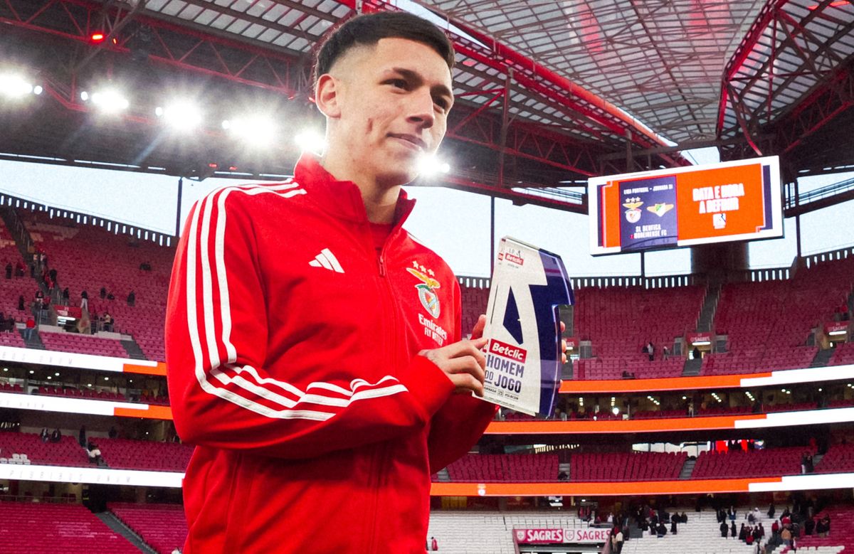 بريستياني، صورة من الصفحة الرسمية لنادي بينفيكا- @SLBenfica
