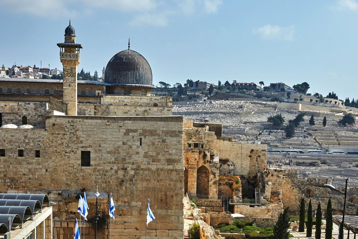 د. خليل الشقاقي: "تراجع مستمر في ثقة الفلسطينيين والاسرائيليين بحل سياسي".