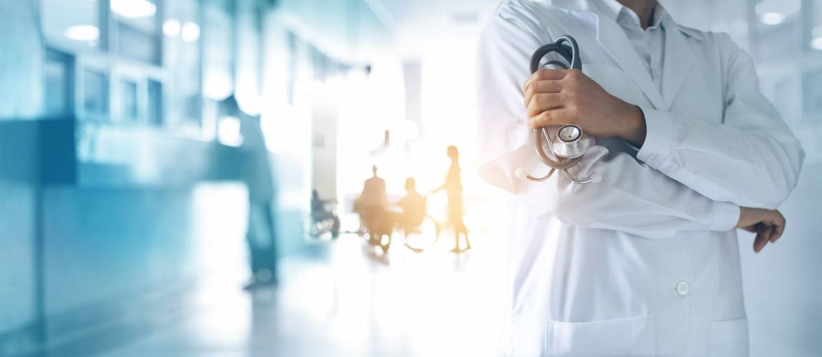 الإمارات تعرض على أطباء اسرائيليين العمل في مشافيها بعروض مغرية