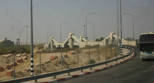 اغلاق جسر الملك حسين أول أيام عيد الأضحى حتى صباح الخميس