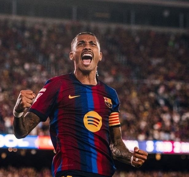 رافينيا، الصورة من الحساب الرسمي لبرشلونة على منصة إكس- @FCBarcelona
