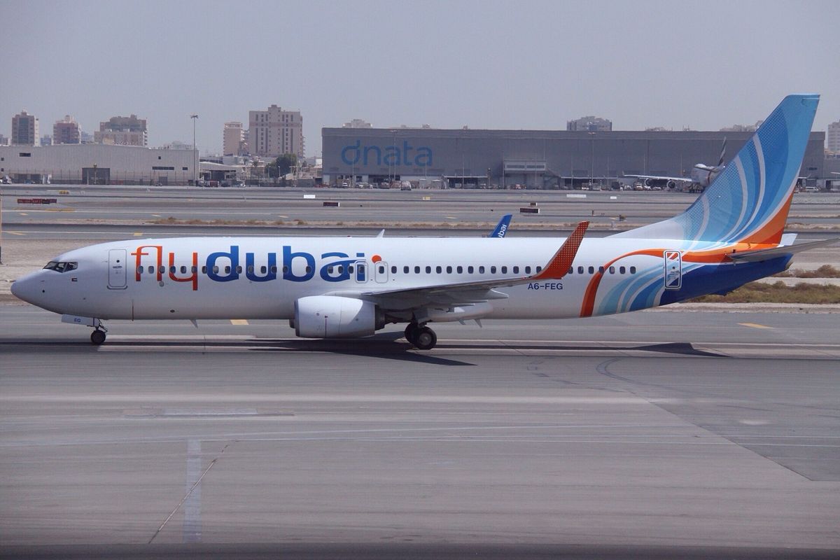 طائرة بوينغ 737-800 تابعة لشركة "فلاي دبي" (Flydubai) في مطار دبي الدولي

المصدر: موقع Aeroprints.com عبر ويكيميديا كومنز (CC BY-SA 3.0)