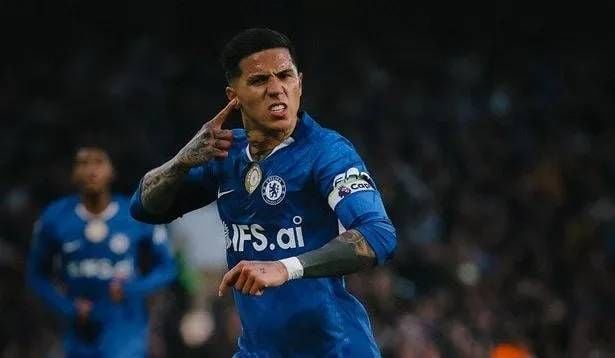 إنزو فيرنانديز، الصورة من الحساب الرسمي لنادي تشيلسي على منصة إكس- @ChelseaFC

