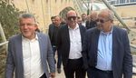 طاقم عدالة الذي ترافع في ملفات شطب قيادات وقوائم عربية، يتوسطهم رئيس القائمة المشتركة يوسف جبارين- المحكمة العليا (خاص بالشمس)