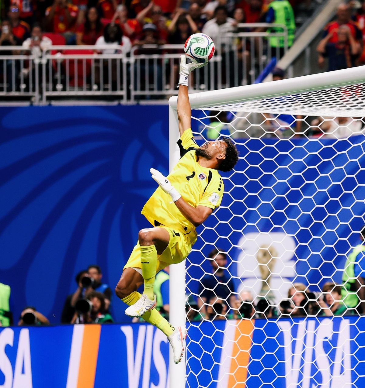 جوزيمار فوسينها، الصورة من الحساب الرسمي لفيفا- @fifaworldcup_pt
