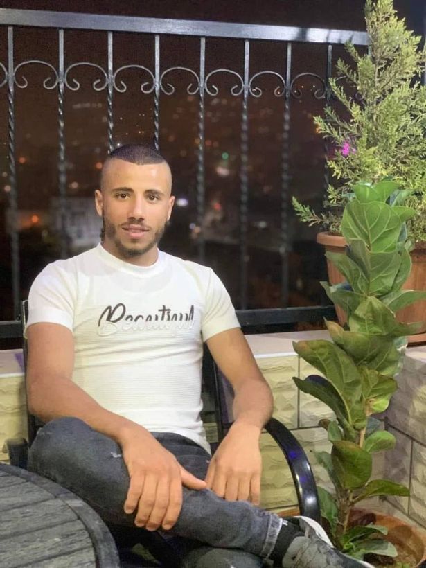 صورة للشّهيد  الشاب خليل يحيى الأنيس 