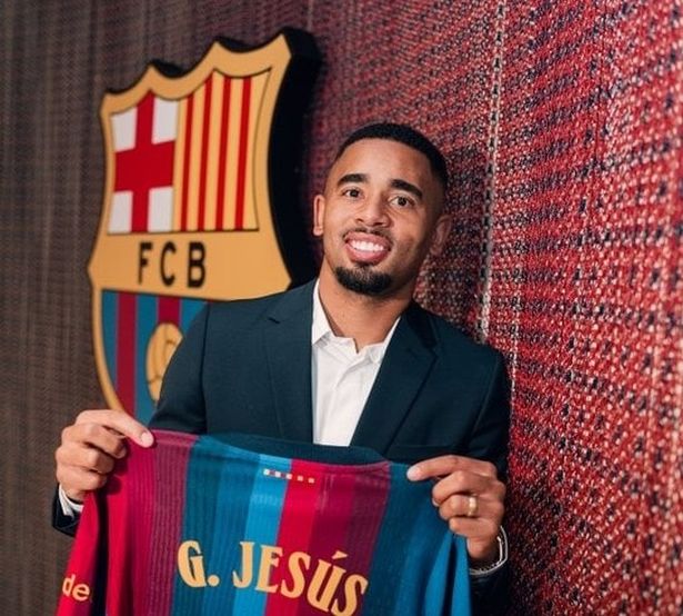 جابرييل جيسوس، الصورة من الحساب الرسمي لبرشلونة على منصة إكس- @FCBarcelona

