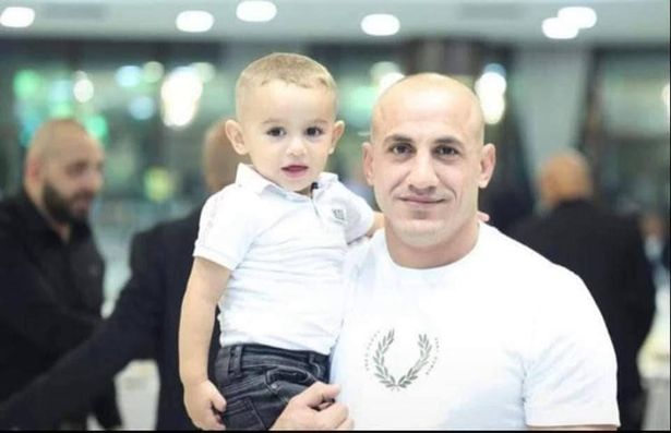 شرطة إسرائيل تعد بأن تقوم بكل ما في وسعها للقبض على قتلة الطفل الصغير ووالده