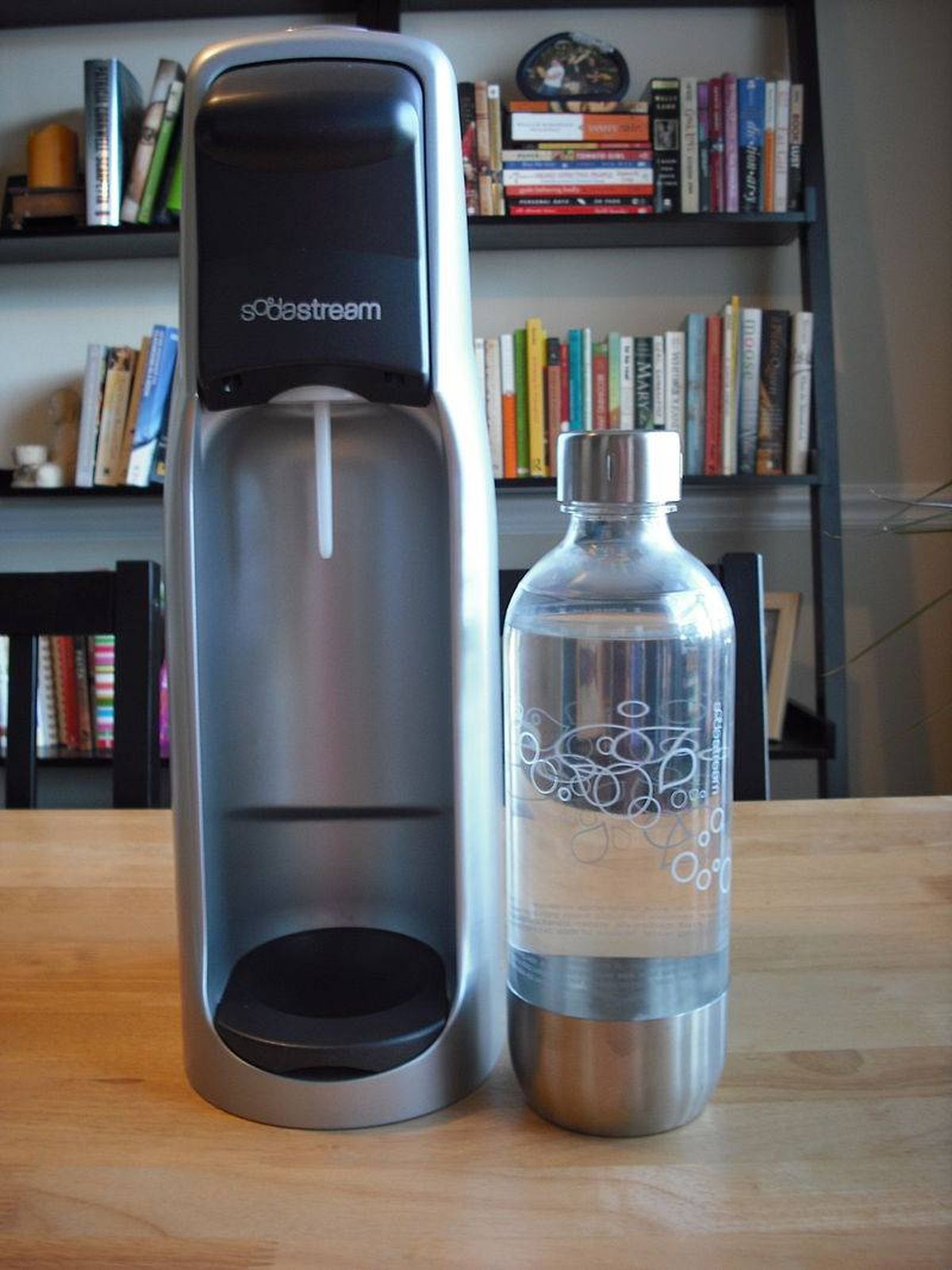 By Meaghan O'Malley - Flickr: SodaStream, CC BY 2.0, https://commons.wikimedia.org/w/index.php?curid=18552075