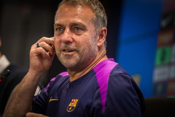 فليك - الصورة من الحساب الرسمي لبرشلونة - @FCBarcelona_cat

