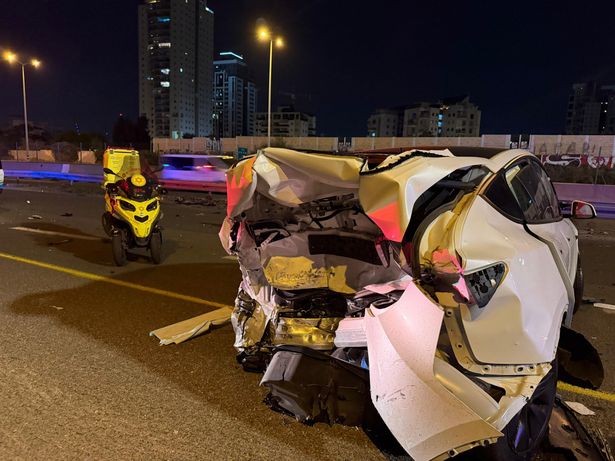تصوير نجمة داوود الحمراء
