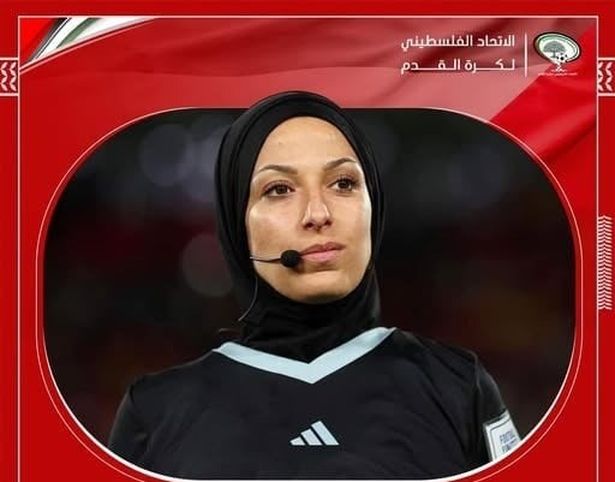 الحكمة الفلسطينية هبة سعدية، الصورة من الحساب الرسمي للاتحاد الفلسطيني لكرة القدم على فيسبوك
